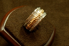 14k WG & YG Greek Key 1.00 TDW