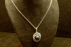 14k WG Black Cultured Pearl Pendant